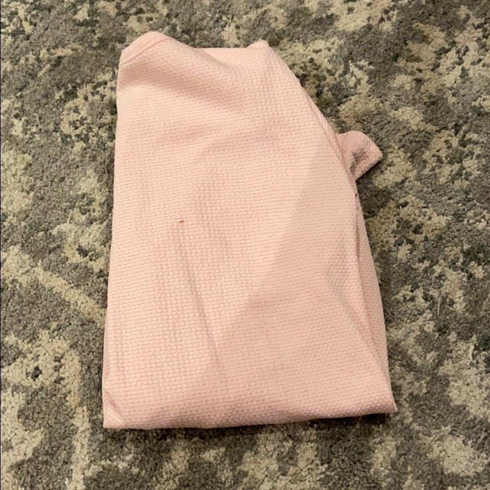 Light pink long sleeve Athleta shirt!!!